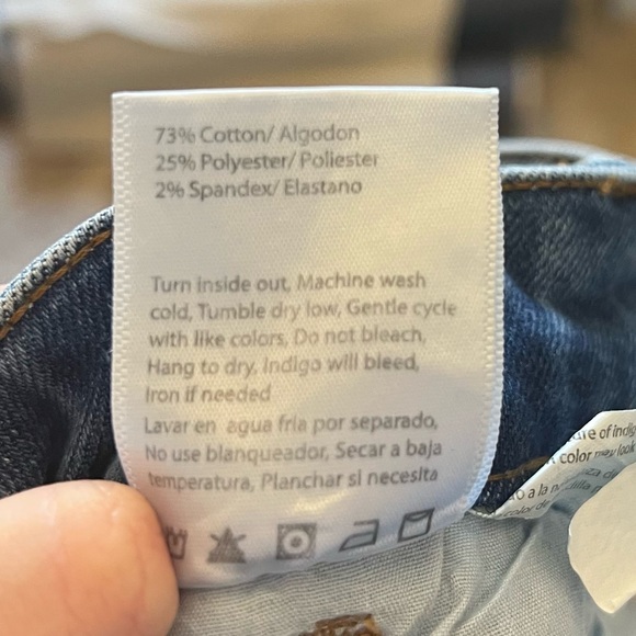 Risen Jeans Center Seam Denim Shorts Women’s Small Blue Stretch Casual - Picture 7 of 11